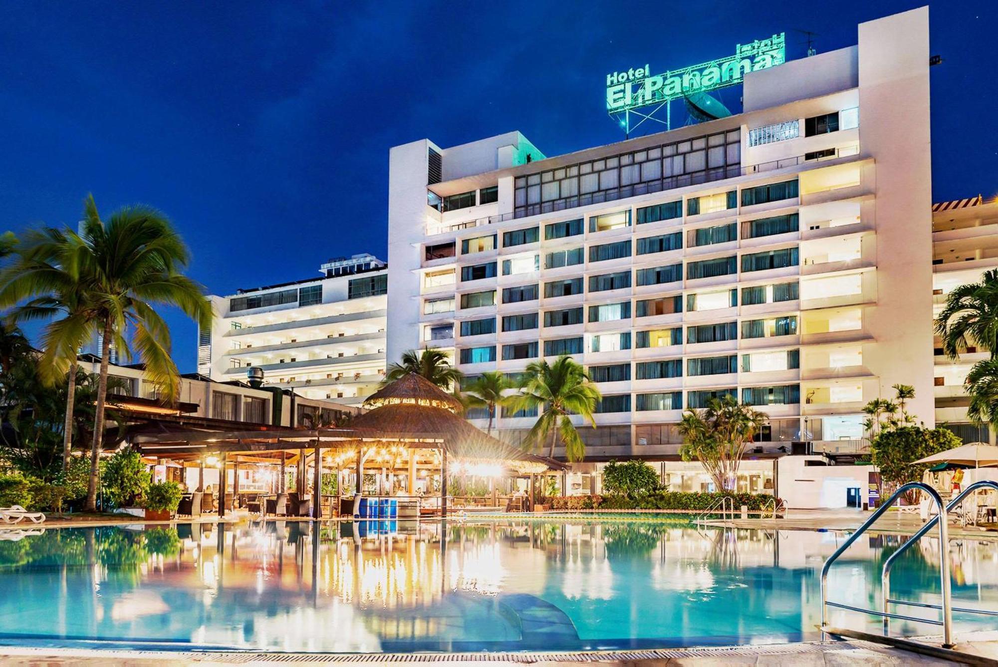 Hotel El Panama By Faranda Grand, A Member Of Radisson Individuals 外观 照片 The hotel at night